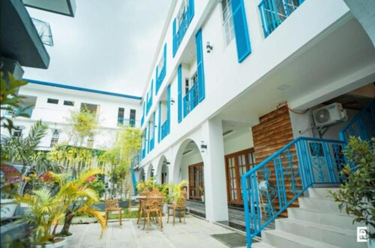 Bernese Resort Hotel Powered By Cocotel Ligao Exterior foto