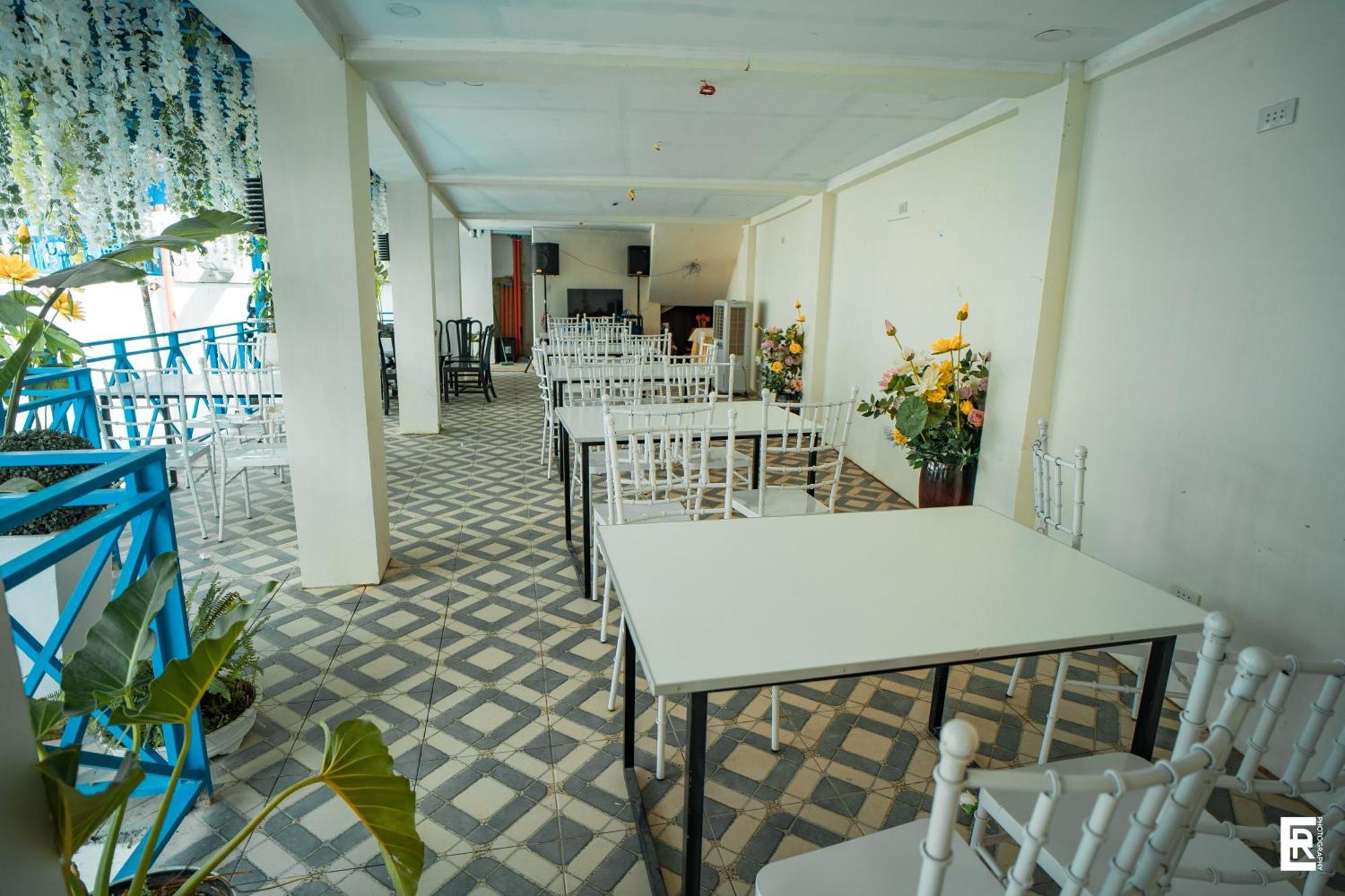 Bernese Resort Hotel Powered By Cocotel Ligao Exterior foto