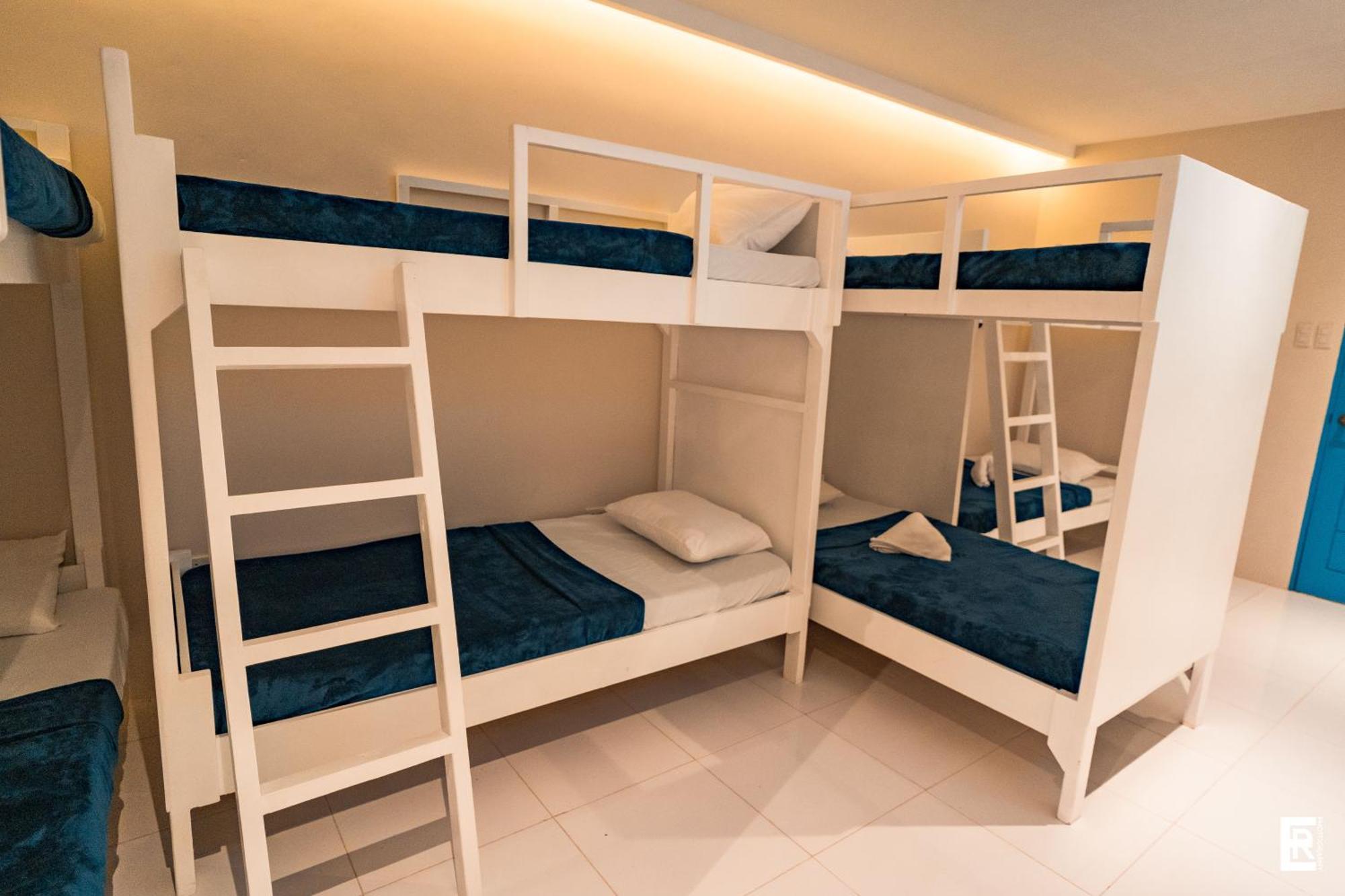 Bernese Resort Hotel Powered By Cocotel Ligao Zimmer foto