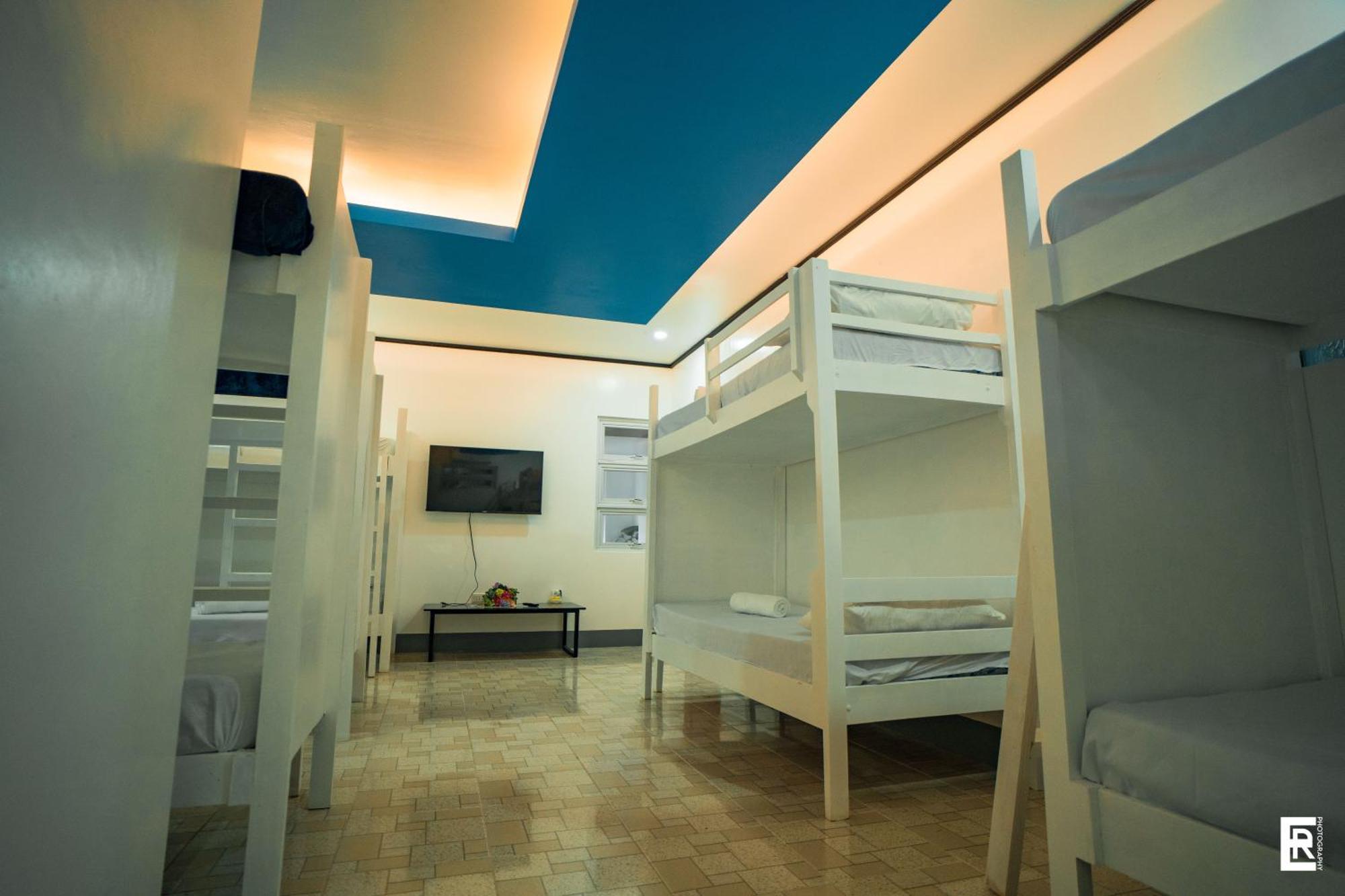 Bernese Resort Hotel Powered By Cocotel Ligao Zimmer foto