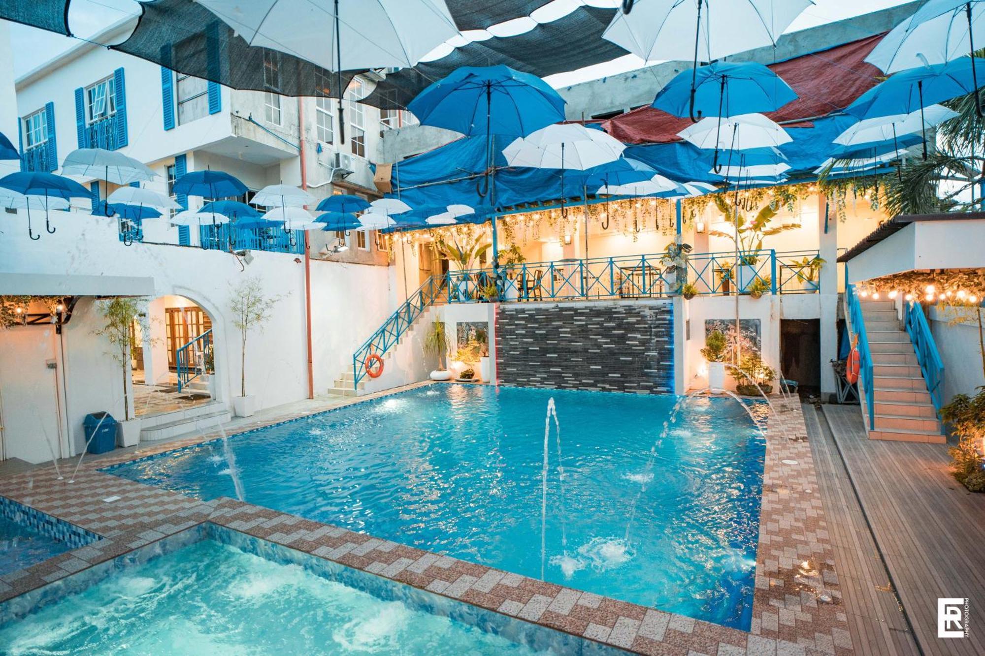 Bernese Resort Hotel Powered By Cocotel Ligao Exterior foto
