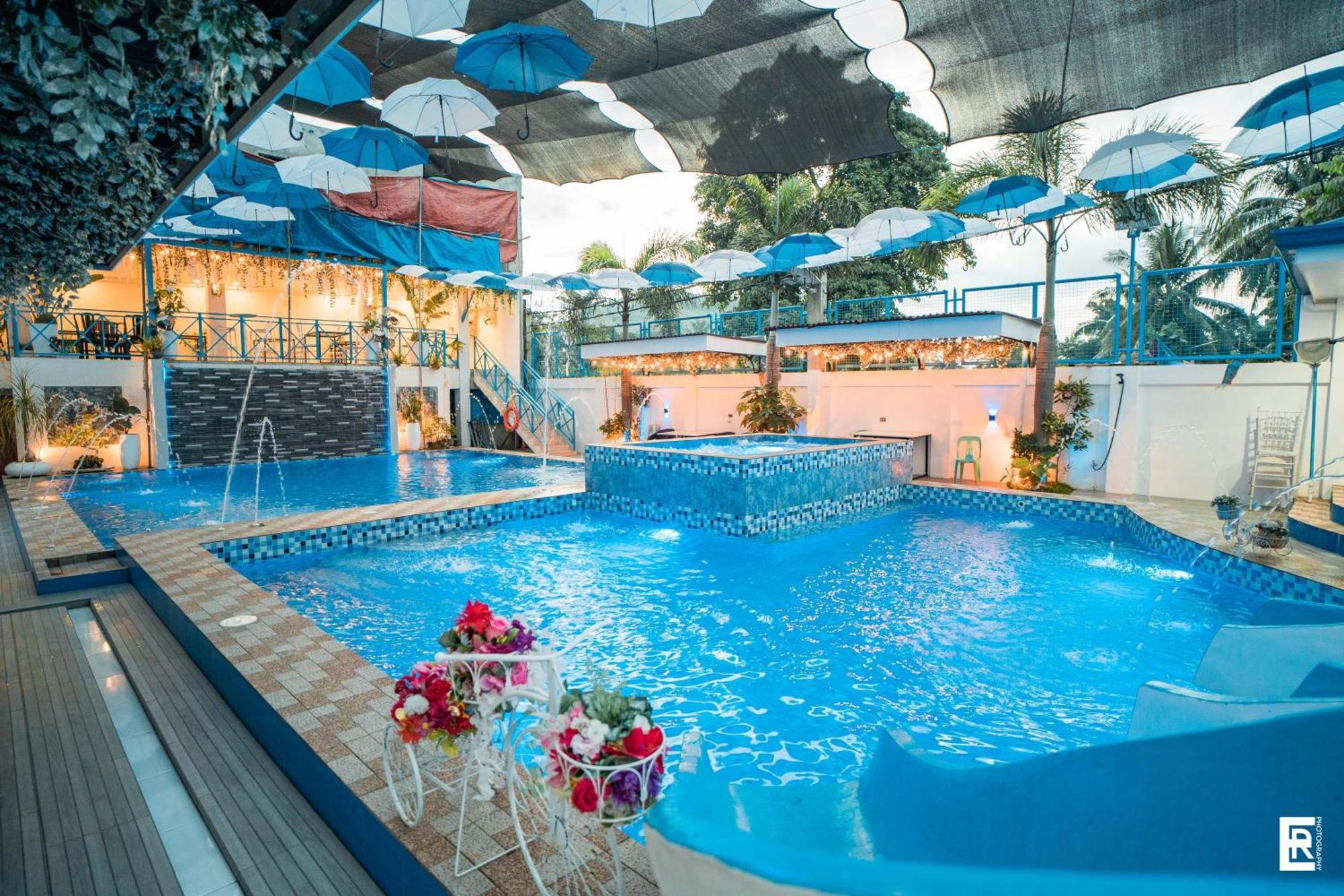 Bernese Resort Hotel Powered By Cocotel Ligao Exterior foto